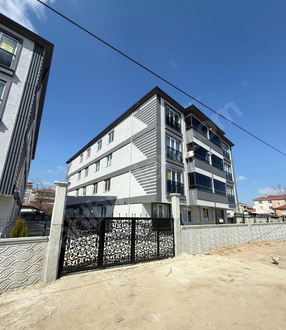 MUYAN'DAN ERGENE PARK EVLERİNDE SATILIK 2+1 DAİRE